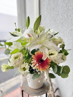 お供えアレンジメント｜「西冨花園」　（大阪府池田市の花キューピット加盟店 花屋）のブログ