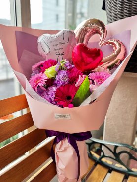 卒業式の花束（バルーン入り１)｜「西冨花園」　（大阪府池田市の花キューピット加盟店 花屋）のブログ