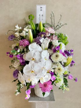 お供えアレンジメント｜「西冨花園」　（大阪府池田市の花キューピット加盟店 花屋）のブログ