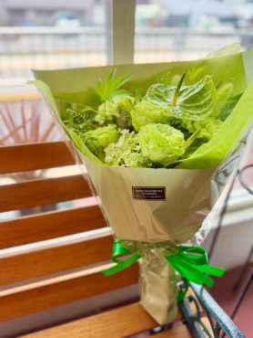 グリーンの送別花束